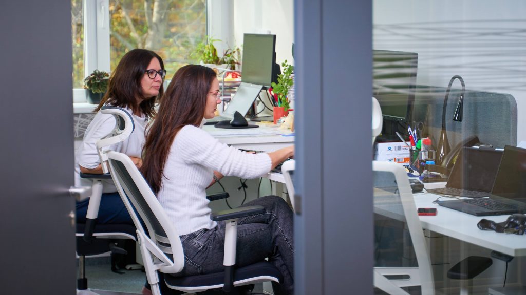 Poskytujeme služby kompletního účetnictví.